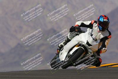 media/Oct-03-2022-Moto Forza (Mon) [[5f077a3730]]/Intermediate Group/Session 4 (Turn 9)/